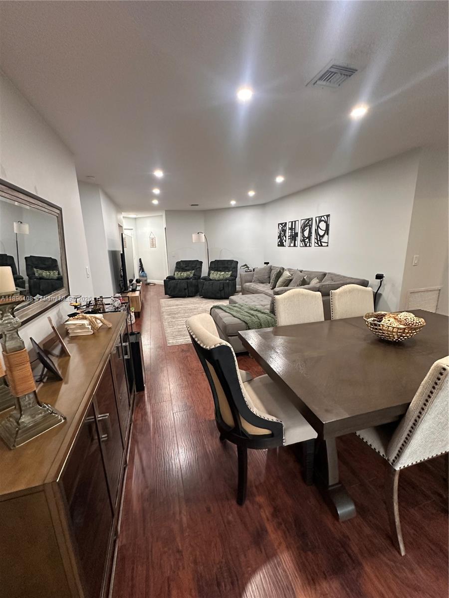 4400 NW 30th St #224, Coconut Creek FL 33066