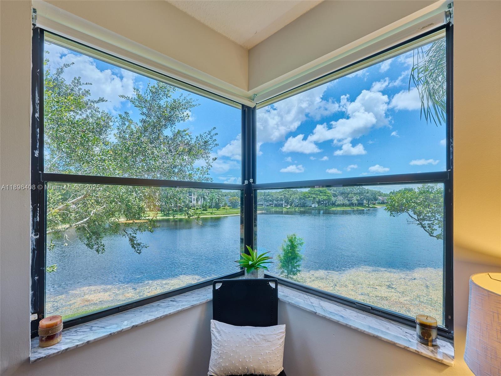4400 NW 30th St #224, Coconut Creek FL 33066