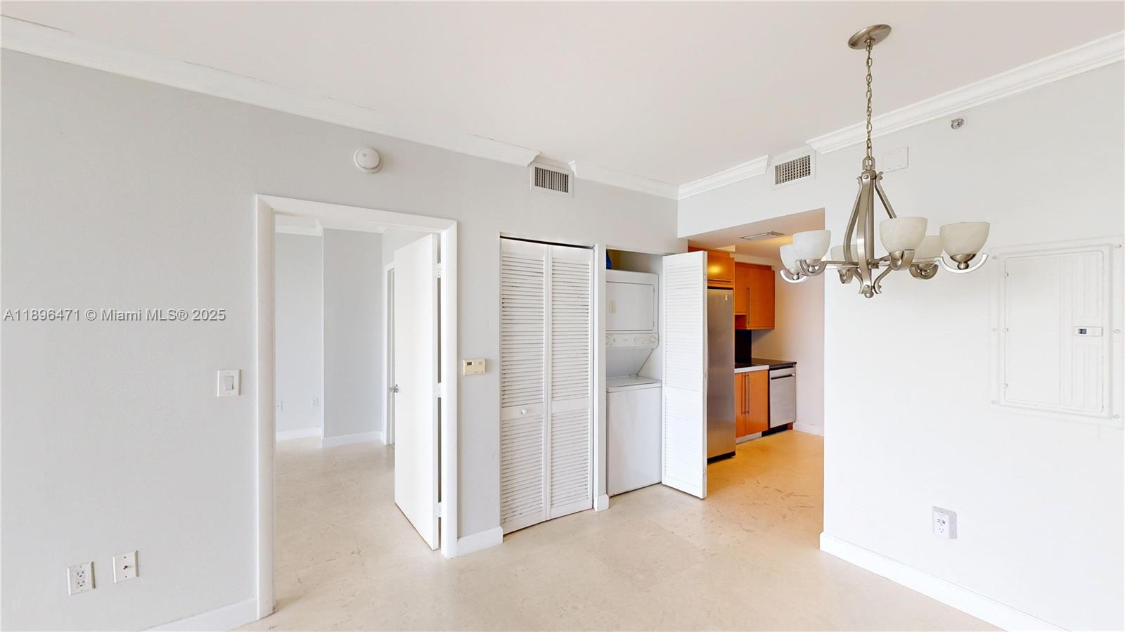 6365 Collins Ave #2904, Miami Beach FL 33141
