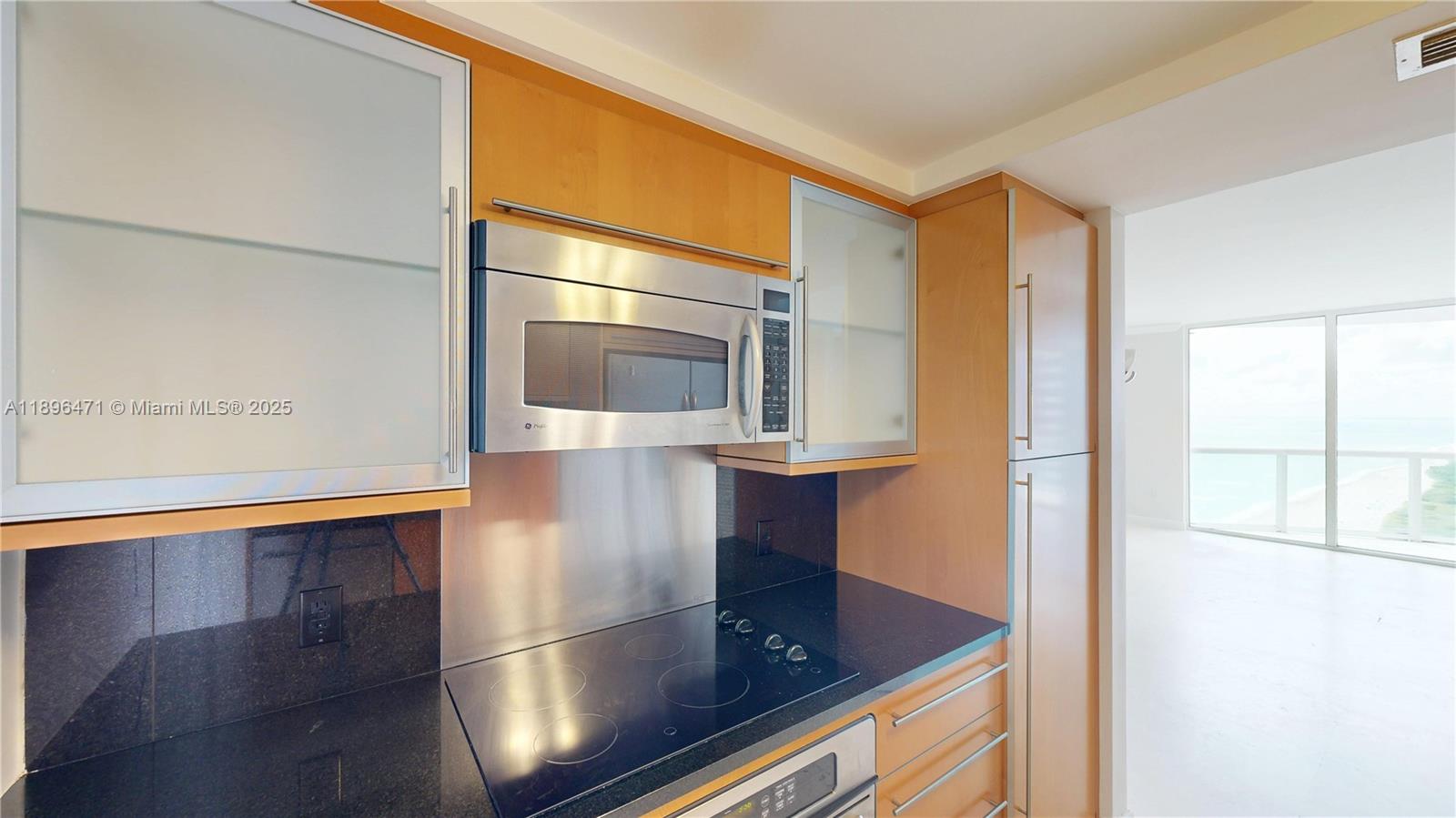 6365 Collins Ave #2904, Miami Beach FL 33141