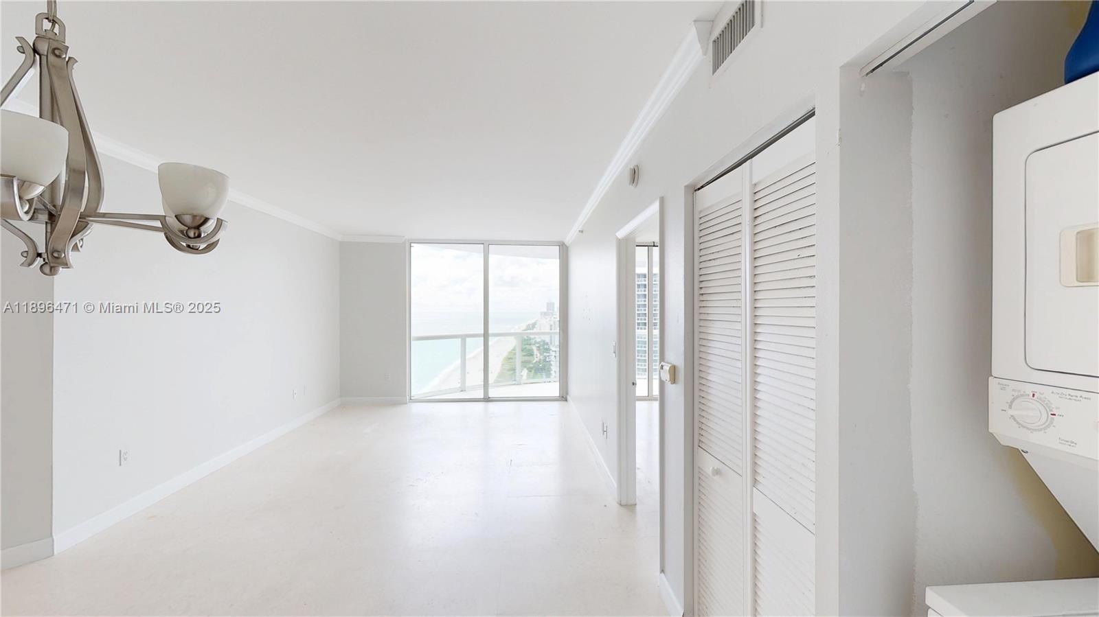 6365 Collins Ave #2904, Miami Beach FL 33141