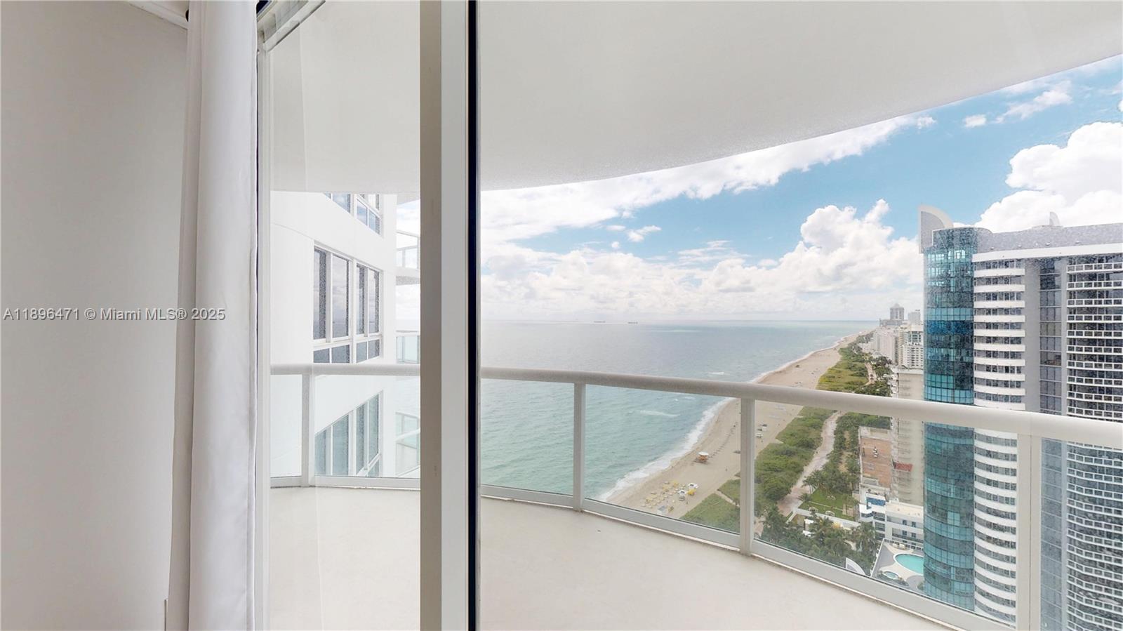 6365 Collins Ave #2904, Miami Beach FL 33141