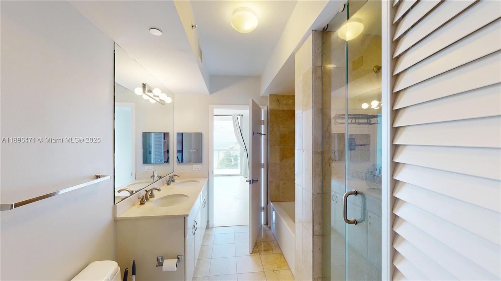 6365 Collins Ave #2904, Miami Beach FL 33141