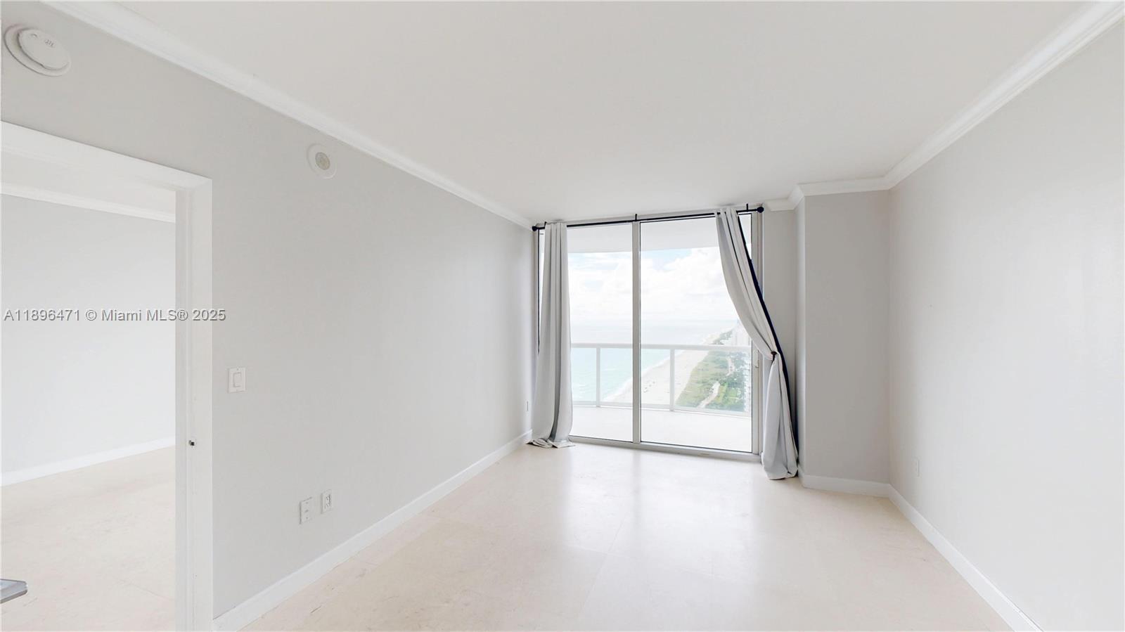6365 Collins Ave #2904, Miami Beach FL 33141