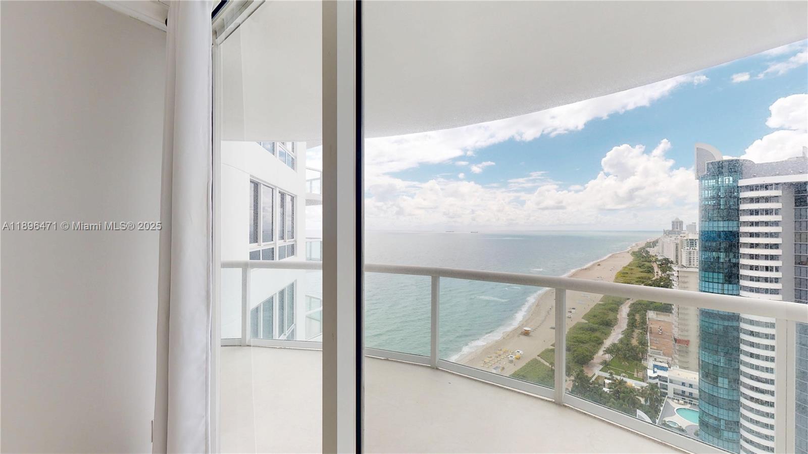 6365 Collins Ave #2904, Miami Beach FL 33141