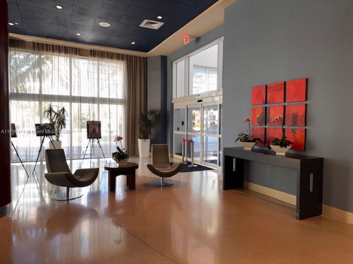 6365 Collins Ave #2904, Miami Beach FL 33141