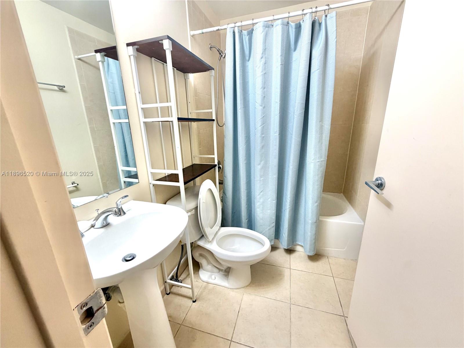 3340 NE 190th St #1002, Aventura FL 33180