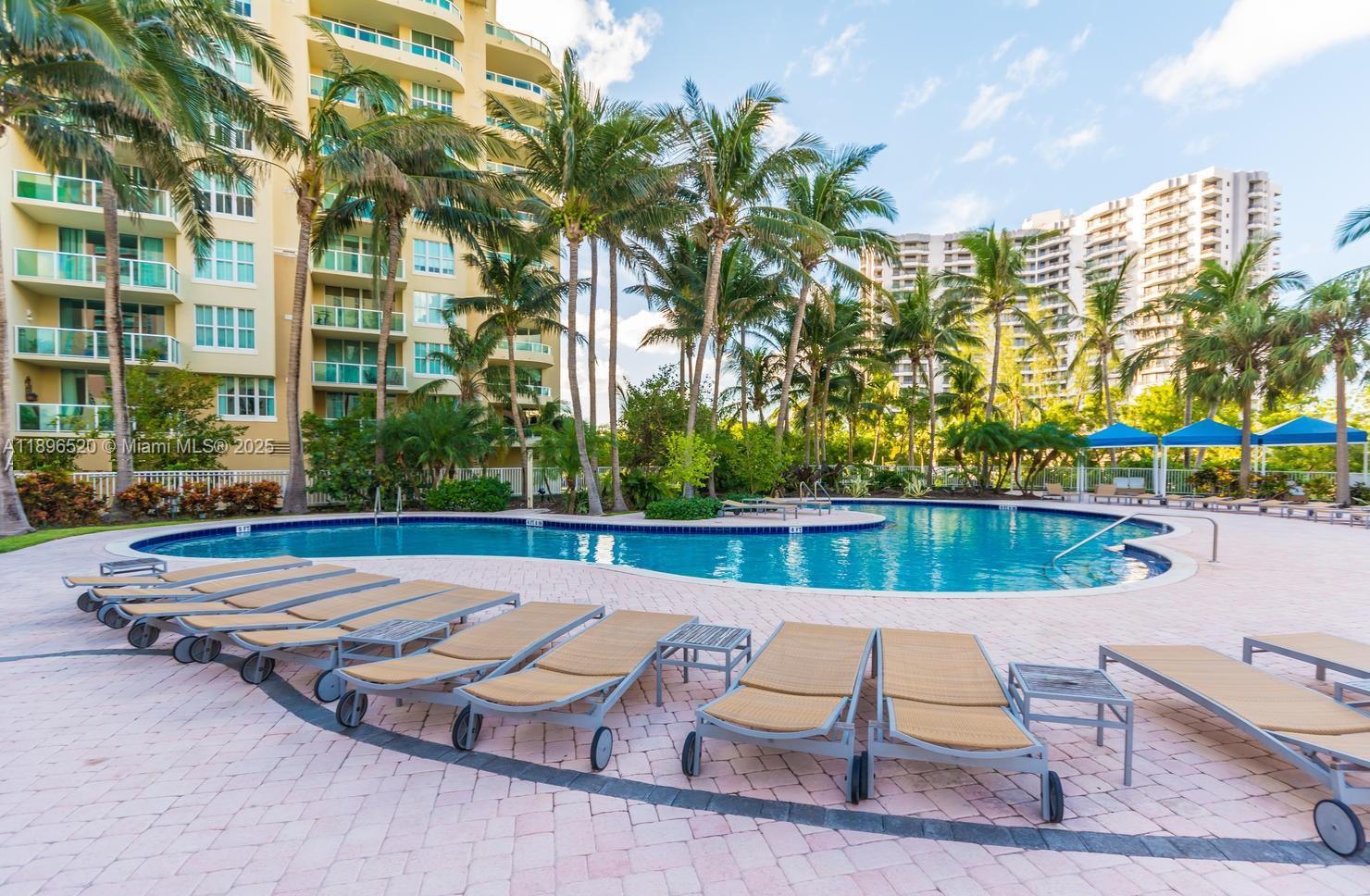 3340 NE 190th St #1002, Aventura FL 33180