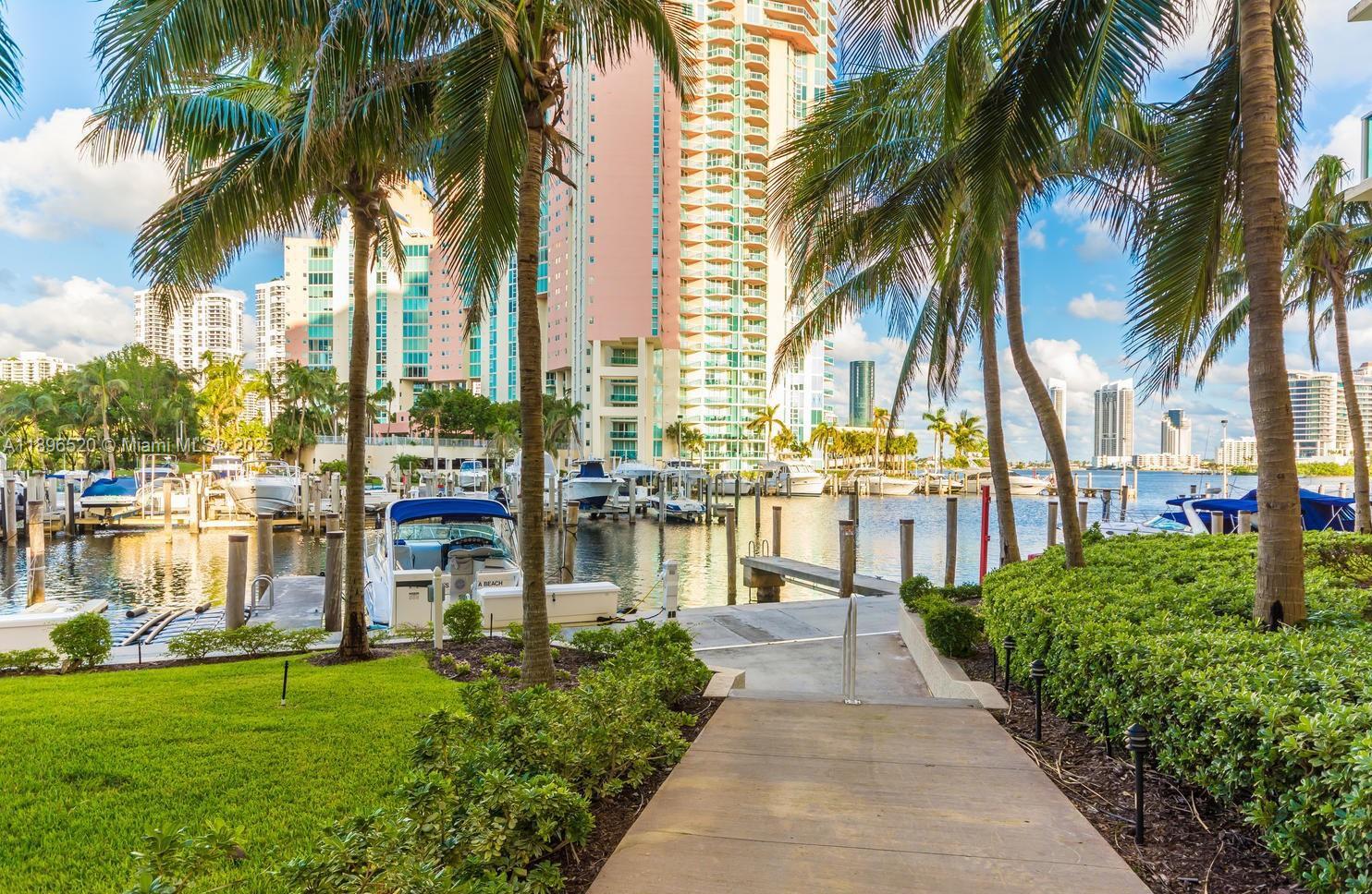 3340 NE 190th St #1002, Aventura FL 33180