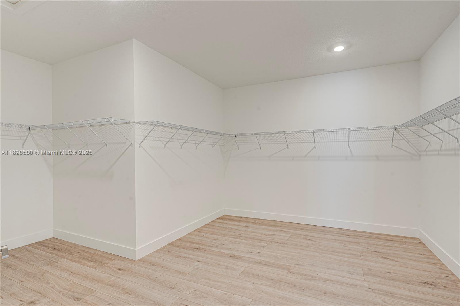 4390 SW 122nd Ter, Davie FL 33330