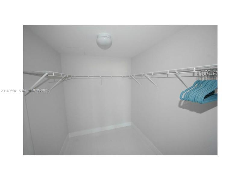 244 BISCAYNE BL #3408, Miami FL 33132