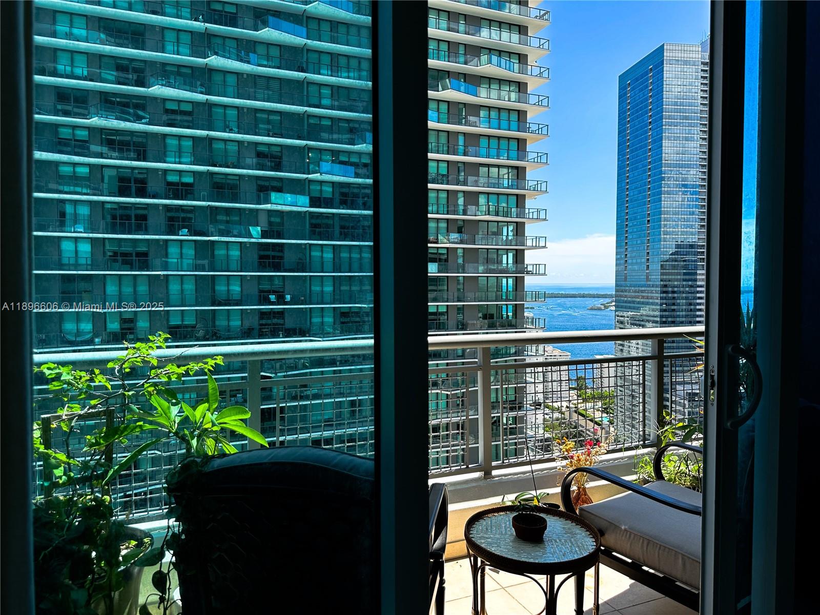 60 SW 13th St #3418, Miami FL 33130