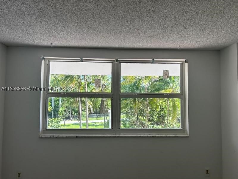 177 Ocean Lane Dr #208, Key Biscayne FL 33149