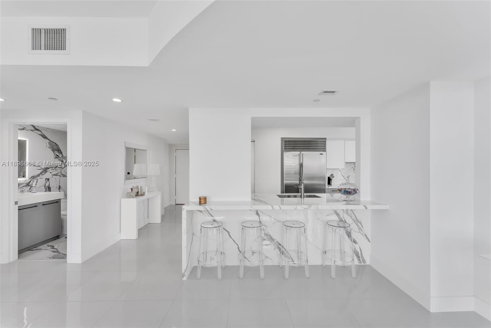 1331 Brickell Bay Dr #502, Miami FL 33131