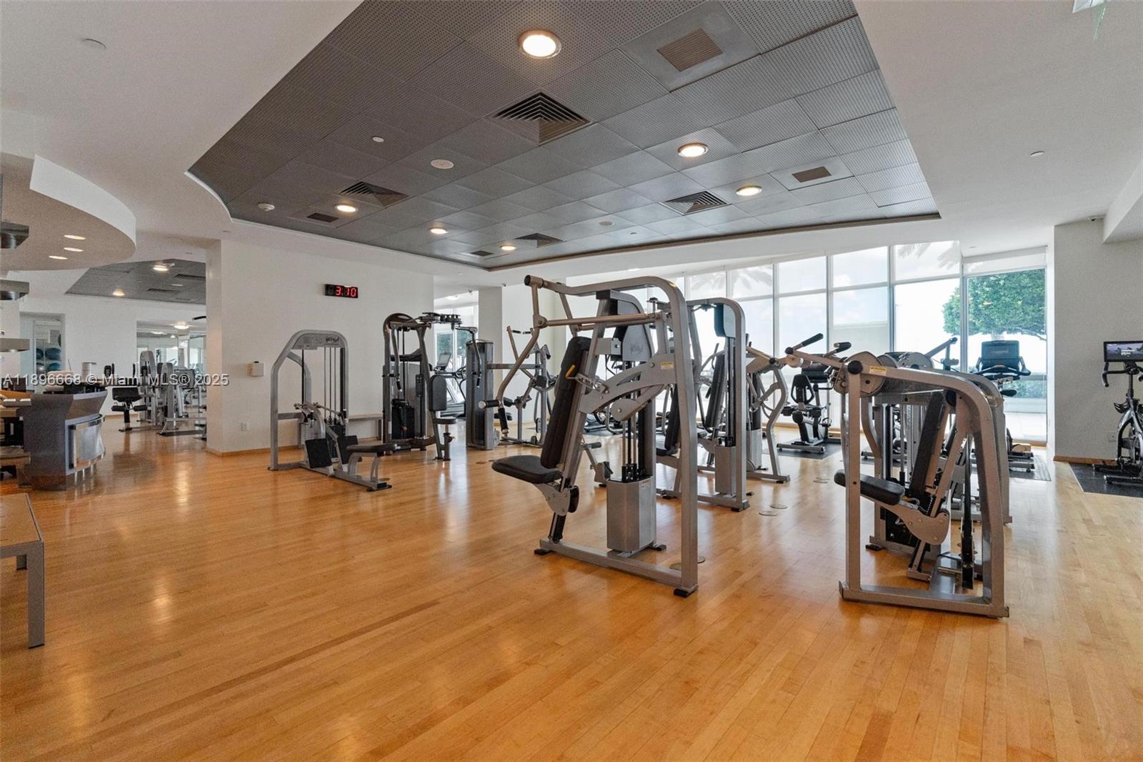 1331 Brickell Bay Dr #502, Miami FL 33131