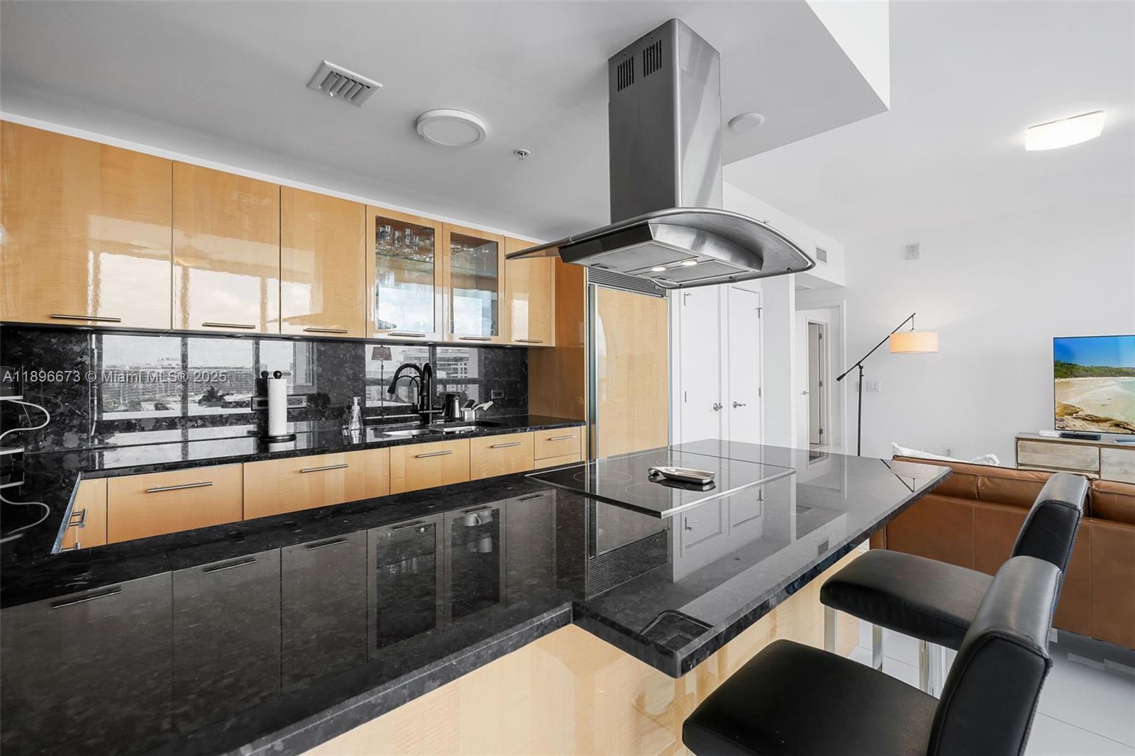 6899 Collins Ave #1003, Miami Beach FL 33141