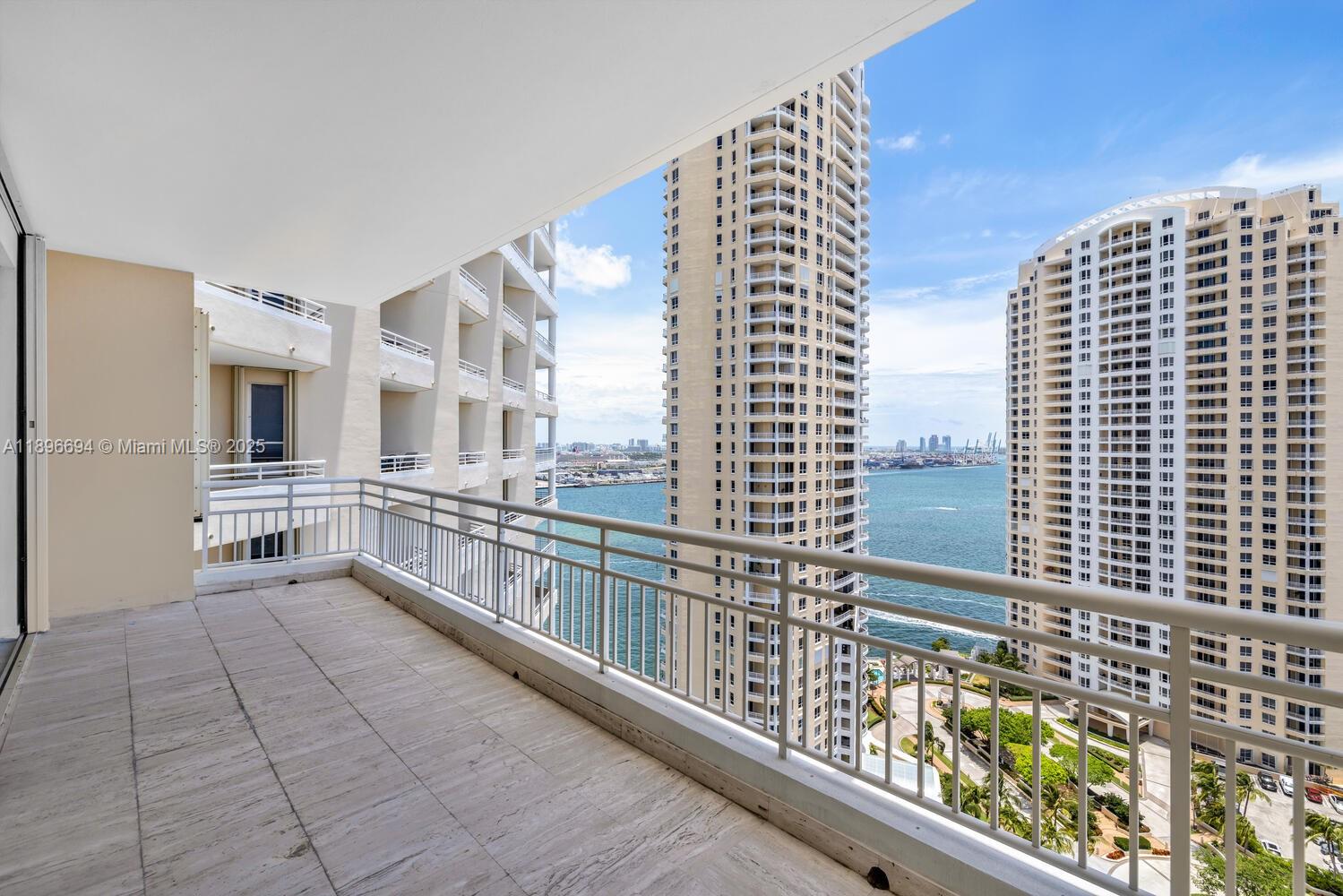 888 Brickell Key Dr #2607, Miami FL 33131