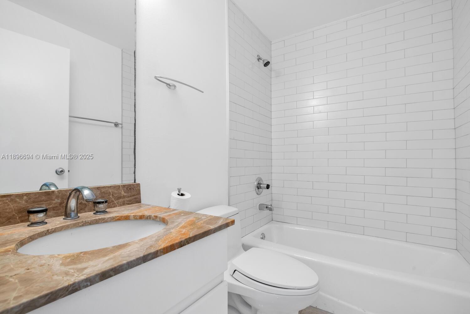 888 Brickell Key Dr #2607, Miami FL 33131