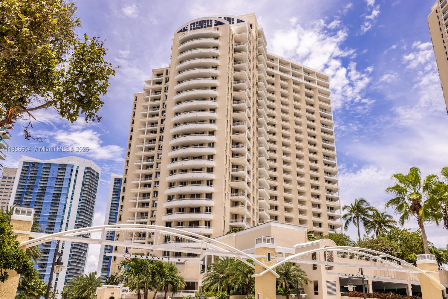 888 Brickell Key Dr #2607, Miami FL 33131