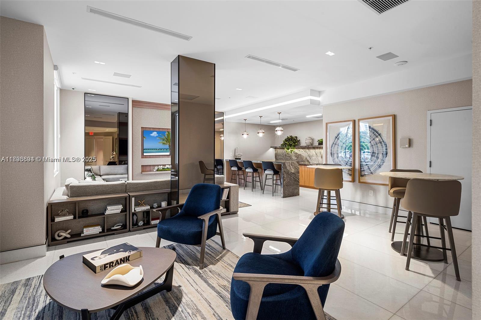 888 Brickell Key Dr #2607, Miami FL 33131
