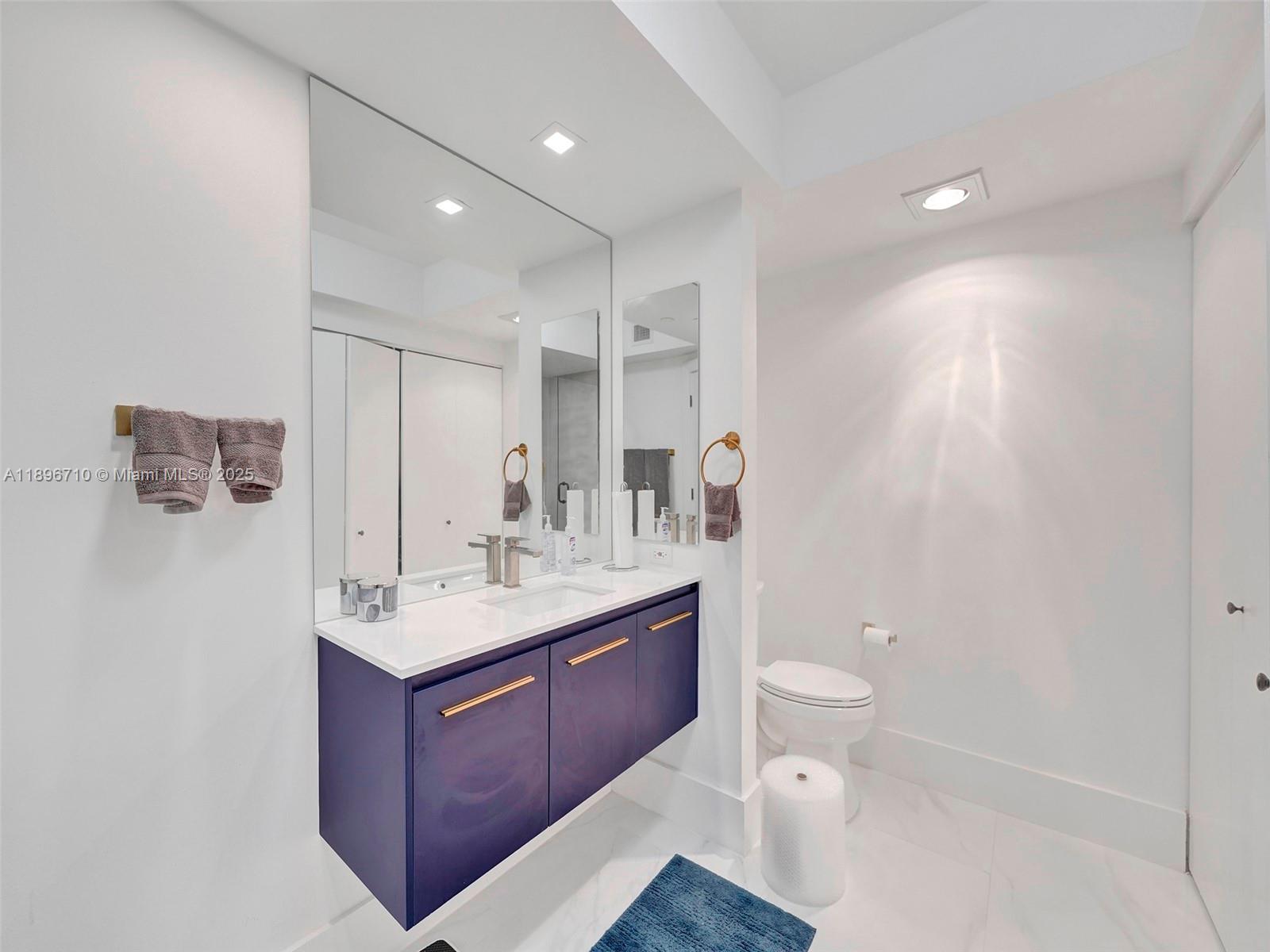 20281 E Country Club Dr #2109, Aventura FL 33180