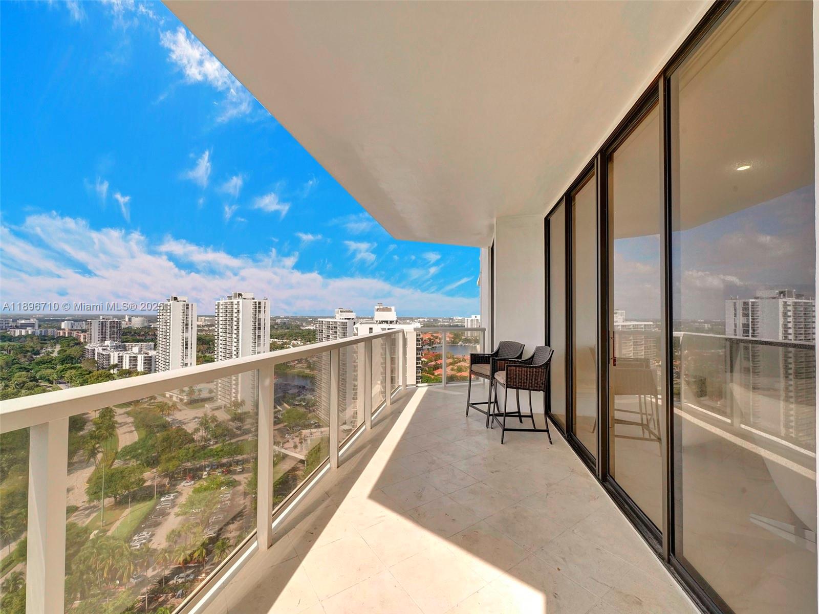 20281 E Country Club Dr #2109, Aventura FL 33180