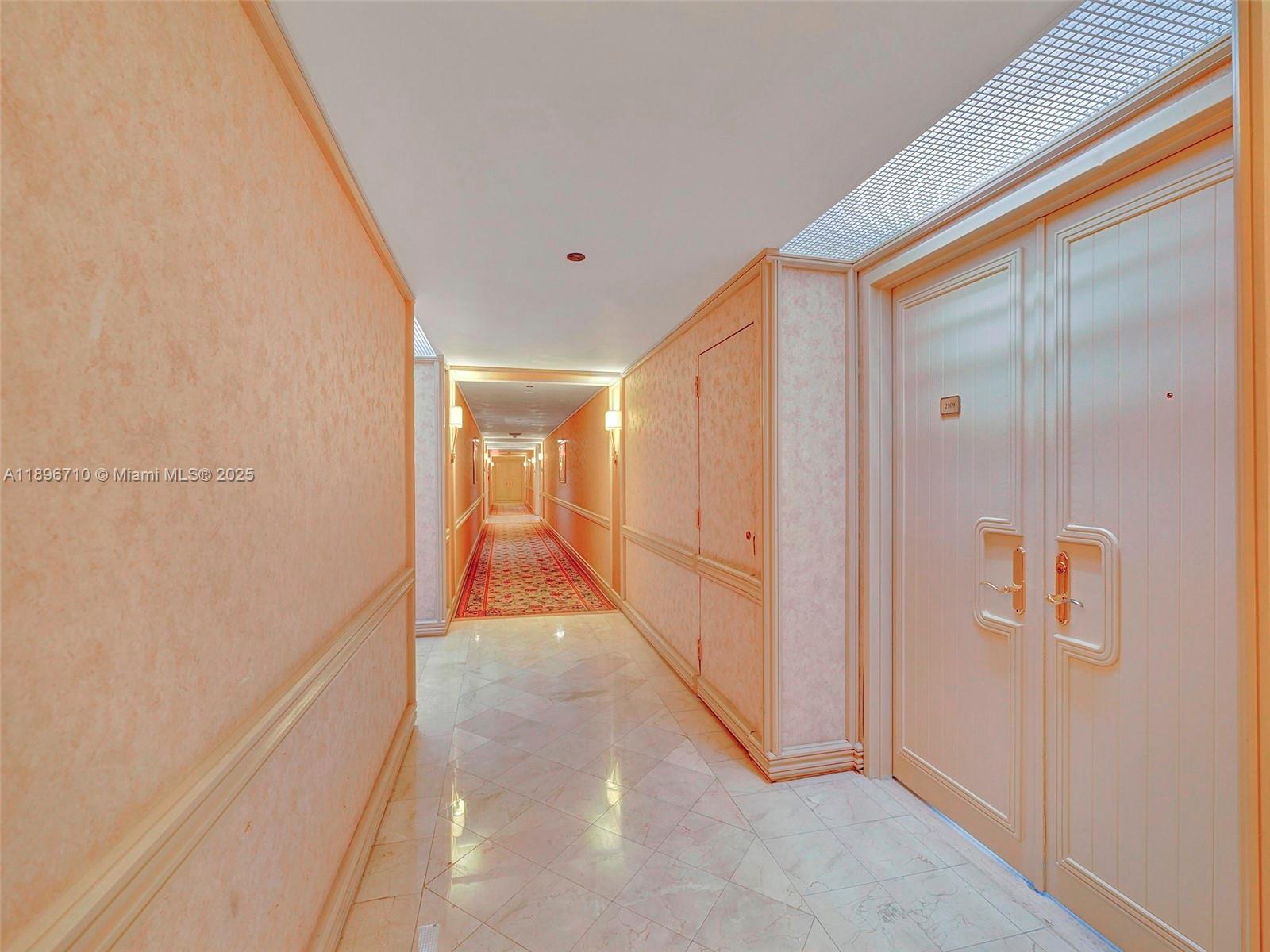 20281 E Country Club Dr #2109, Aventura FL 33180