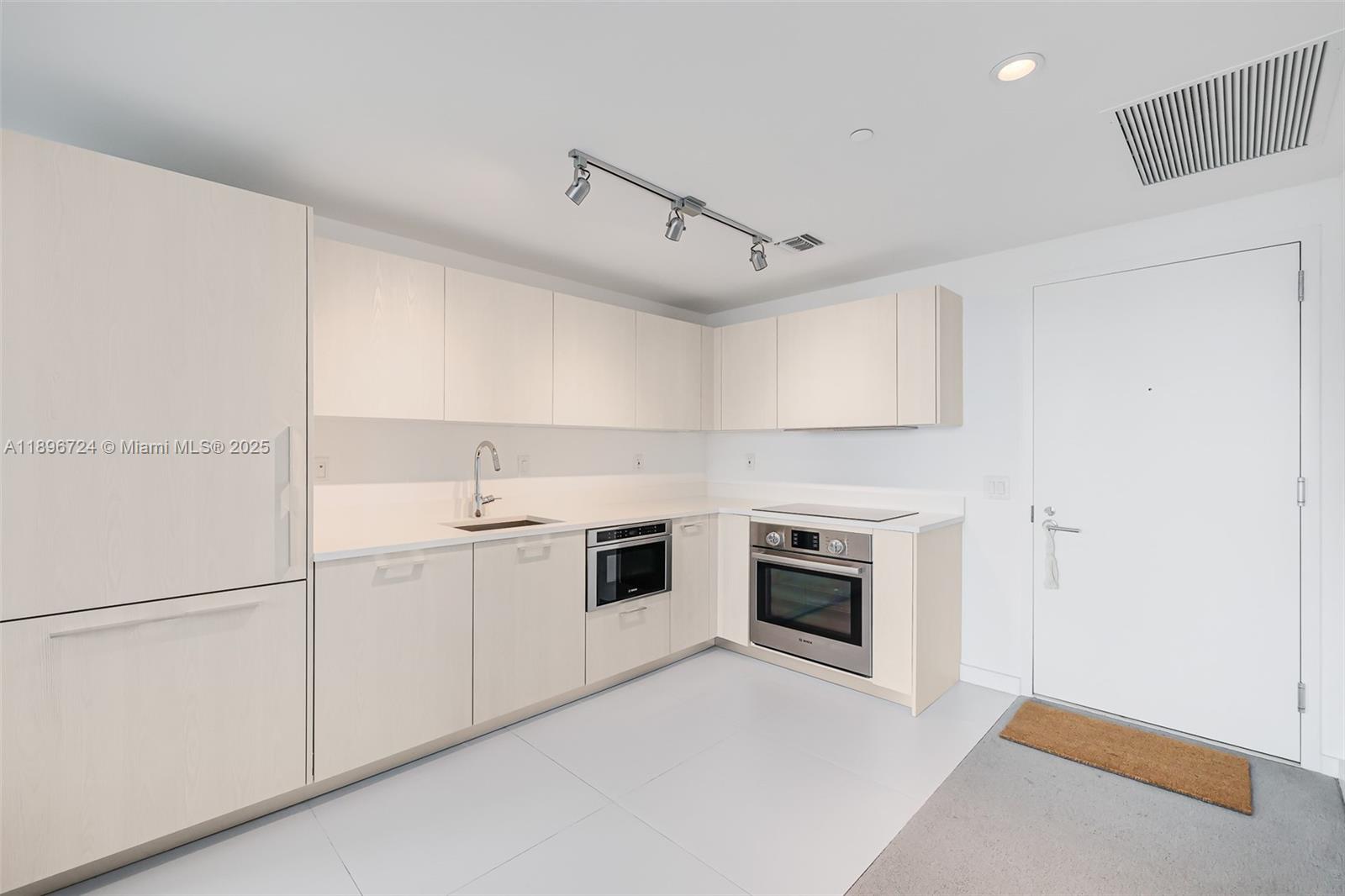 501 NE 31st St #1509, Miami FL 33137