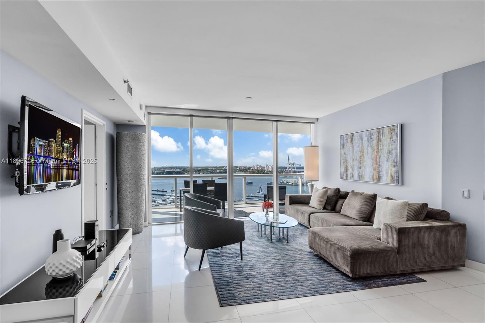 450 Alton Rd #1205, Miami Beach FL 33139