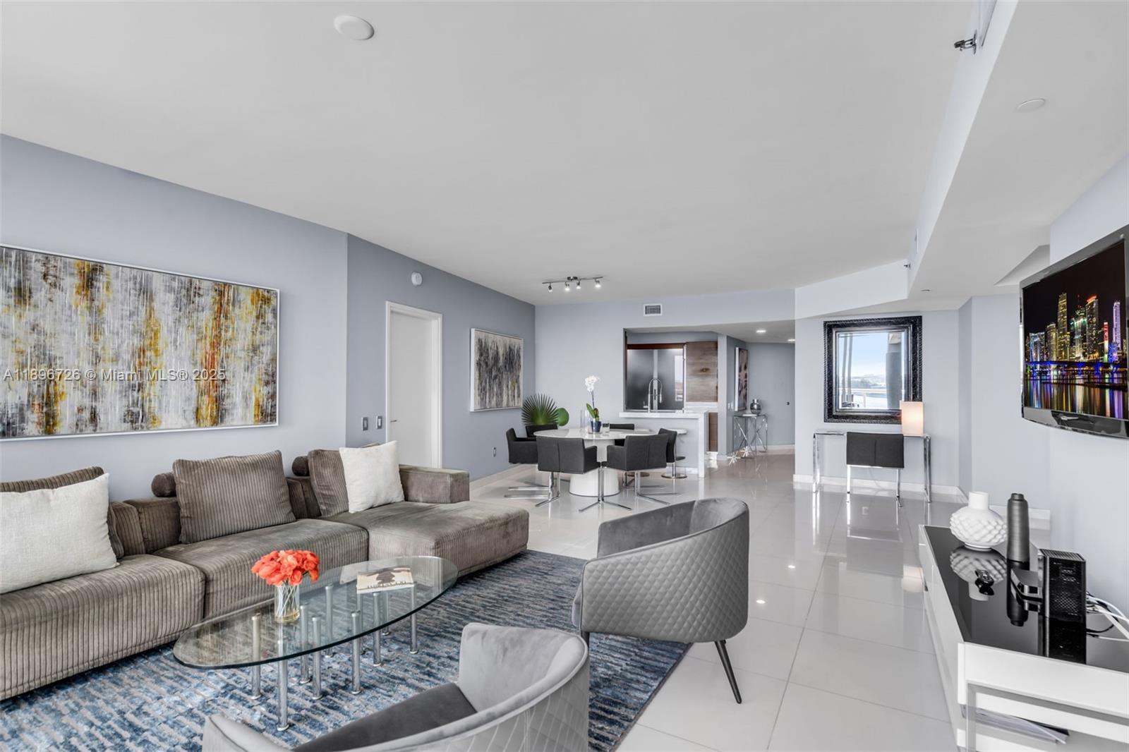 450 Alton Rd #1205, Miami Beach FL 33139