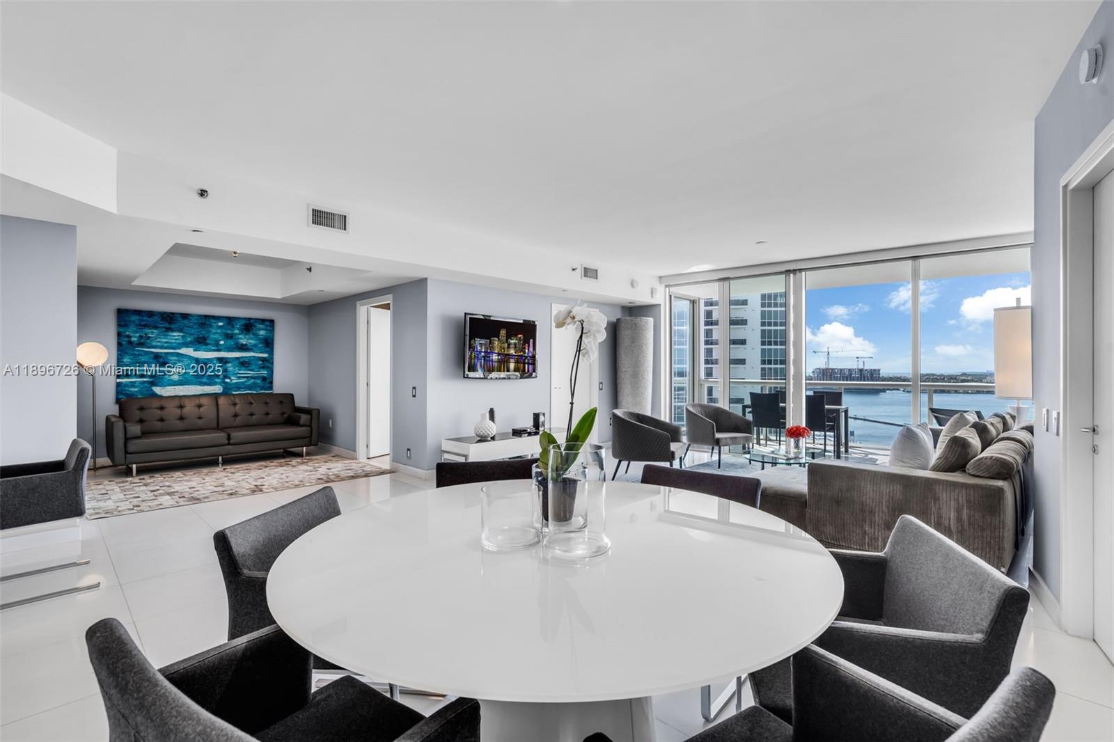 450 Alton Rd #1205, Miami Beach FL 33139