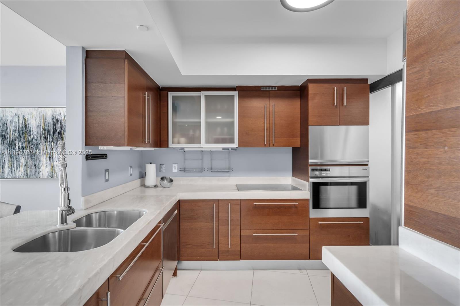 450 Alton Rd #1205, Miami Beach FL 33139