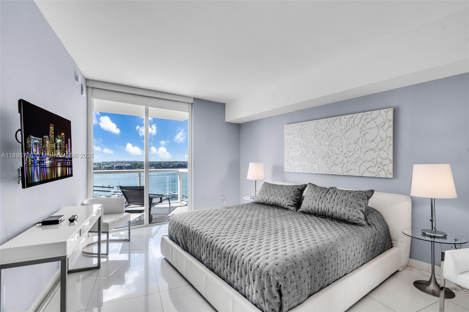 450 Alton Rd #1205, Miami Beach FL 33139