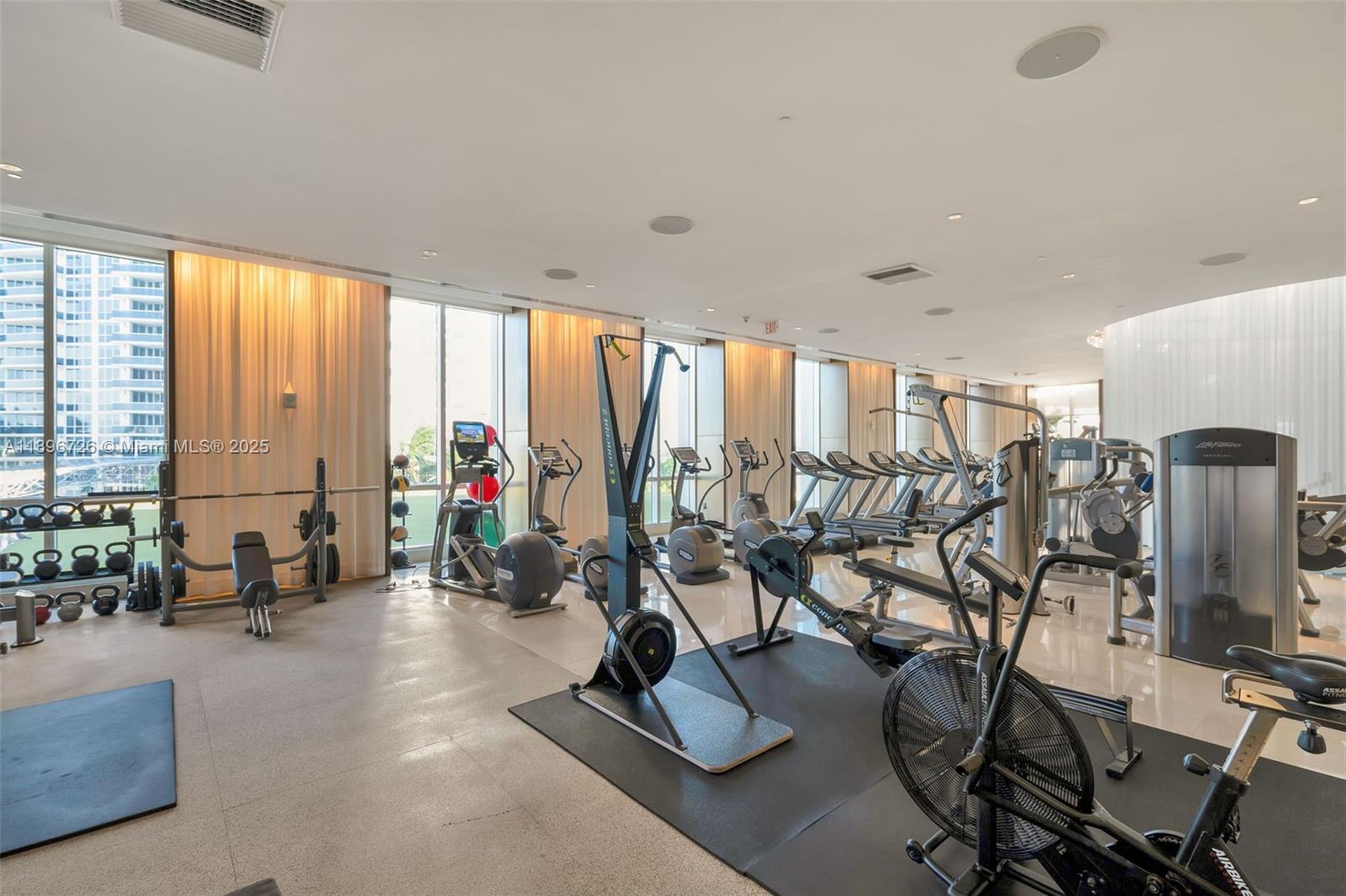 450 Alton Rd #1205, Miami Beach FL 33139