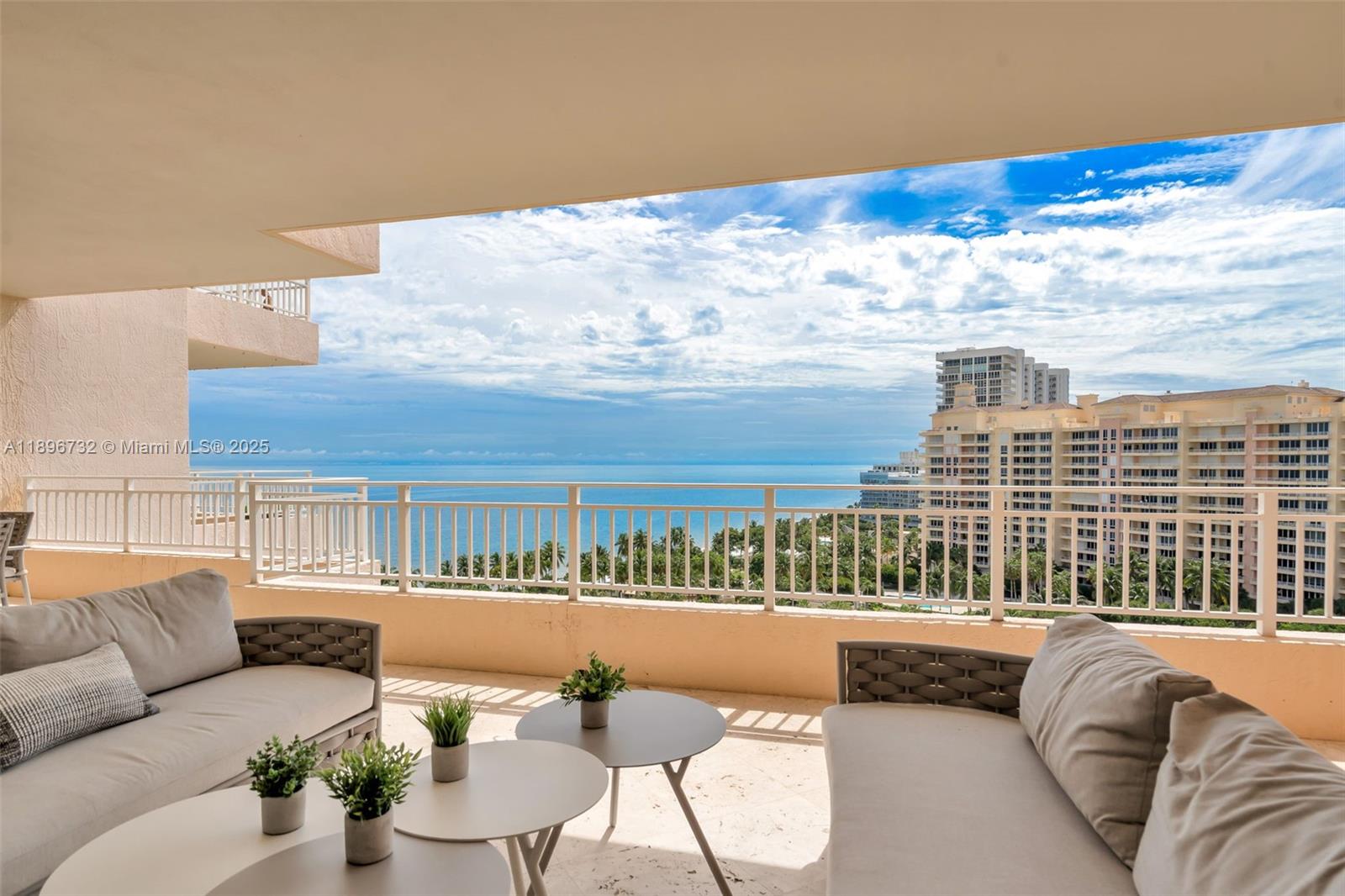 791 Crandon Blvd #1404, Key Biscayne FL 33149