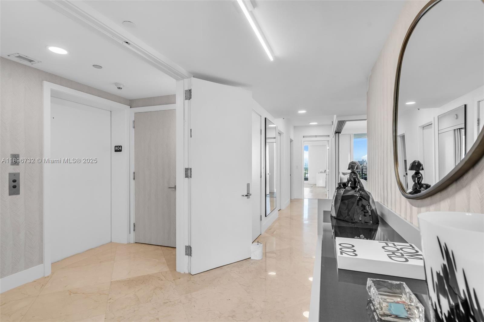 791 Crandon Blvd #1404, Key Biscayne FL 33149