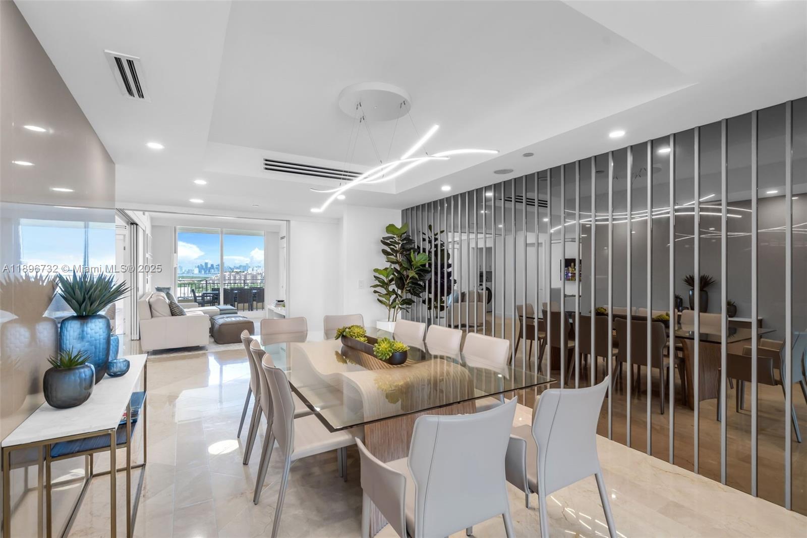 791 Crandon Blvd #1404, Key Biscayne FL 33149