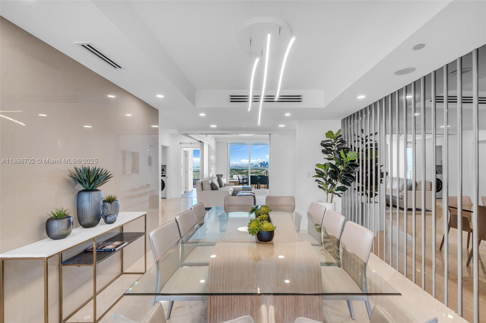 791 Crandon Blvd #1404, Key Biscayne FL 33149