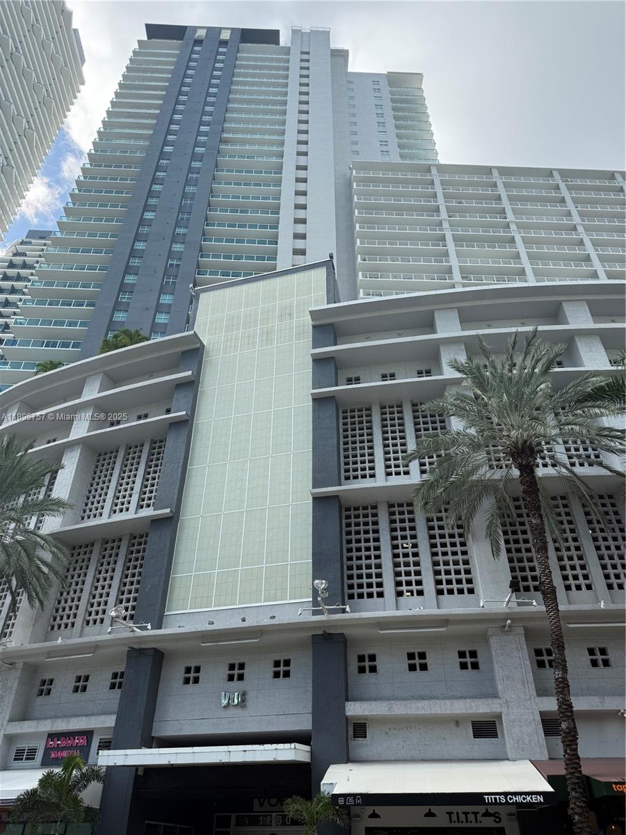 1250 S Miami Ave #1407, Miami FL 33130