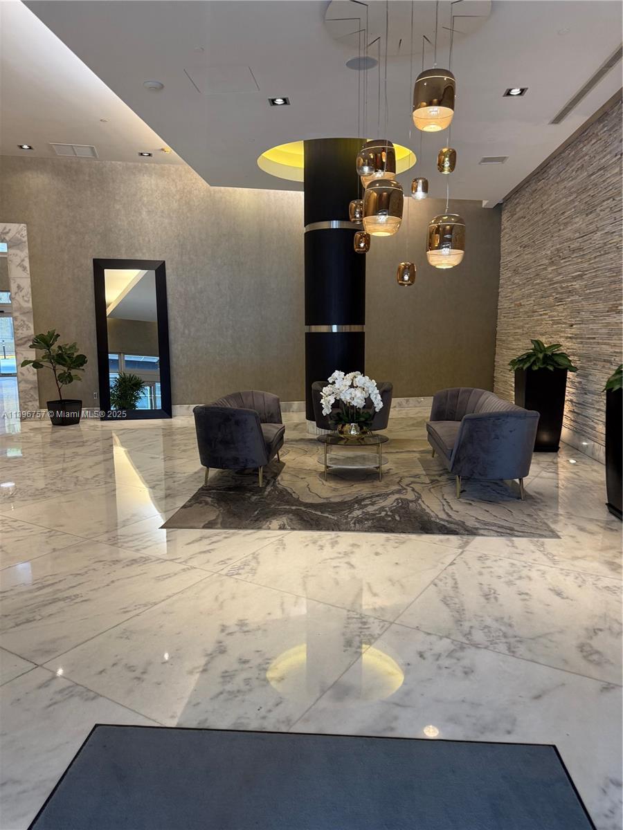 1250 S Miami Ave #1407, Miami FL 33130