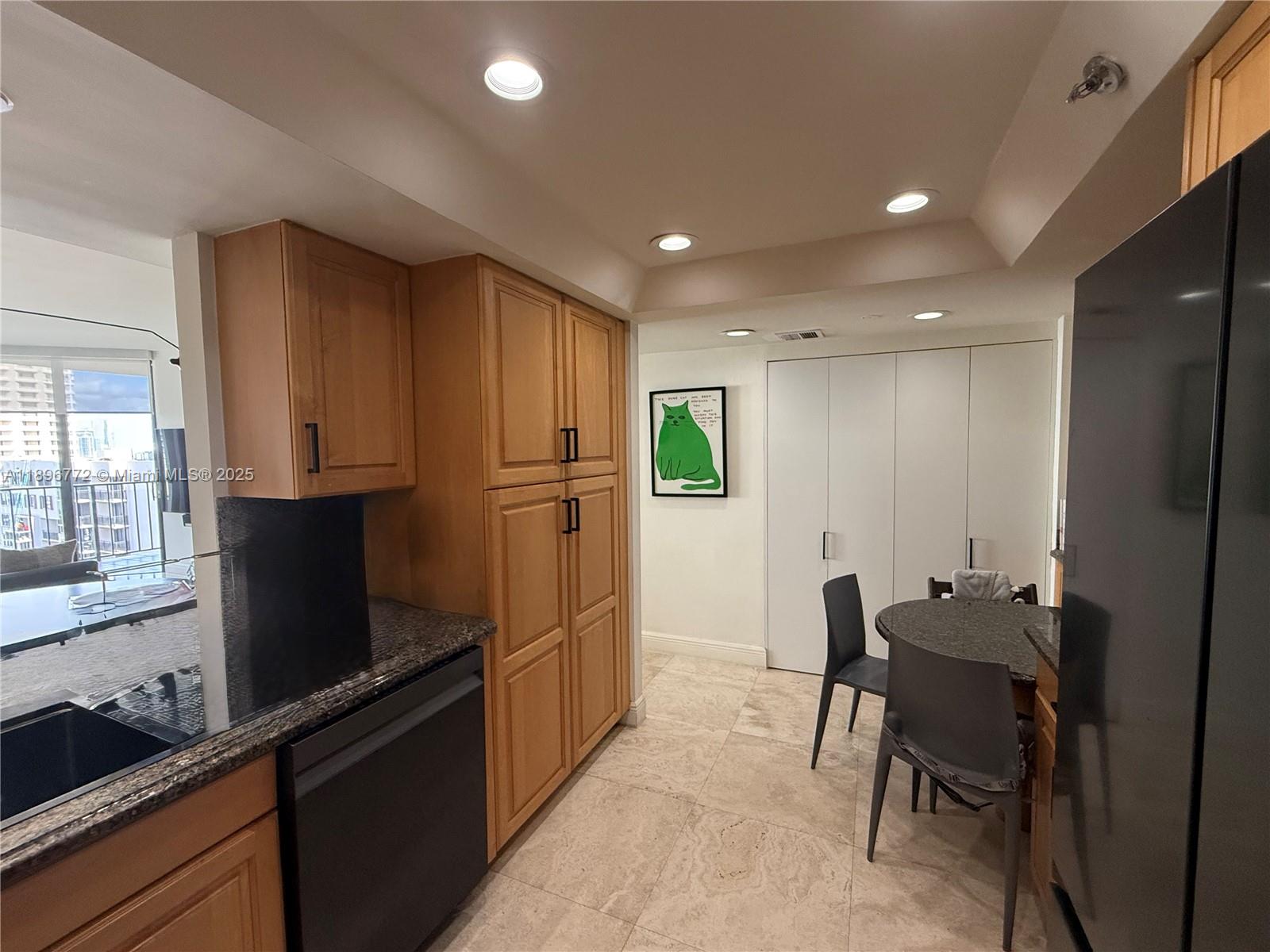 520 Brickell Key Dr #A1910, Miami FL 33131