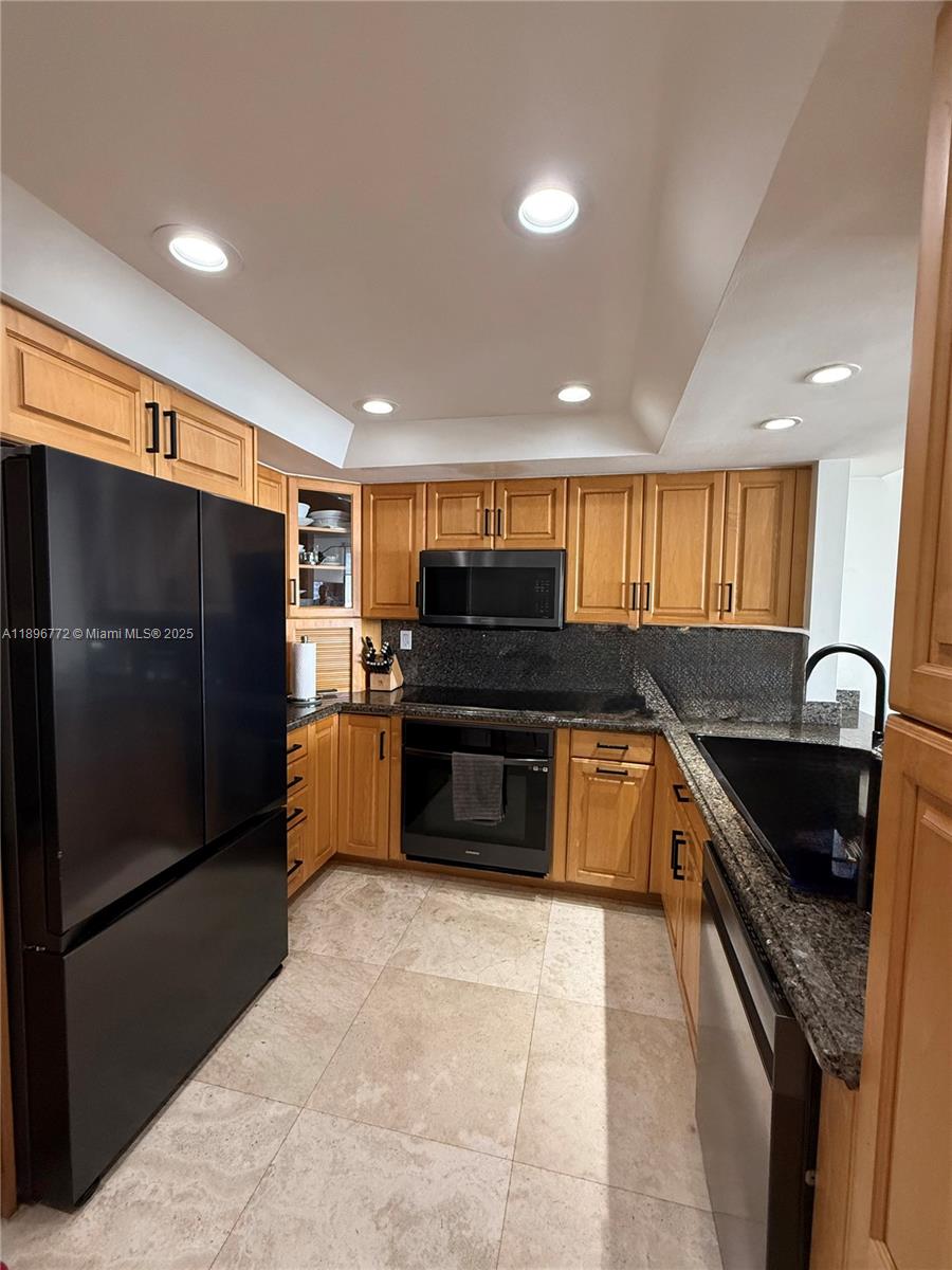 520 Brickell Key Dr #A1910, Miami FL 33131