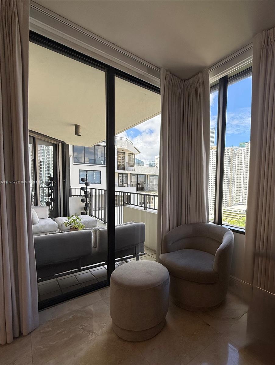 520 Brickell Key Dr #A1910, Miami FL 33131