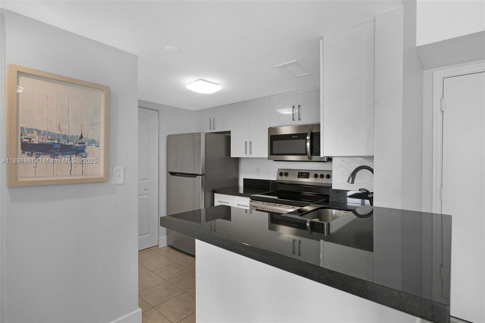 770 Claughton Island Dr #1712, Miami FL 33131