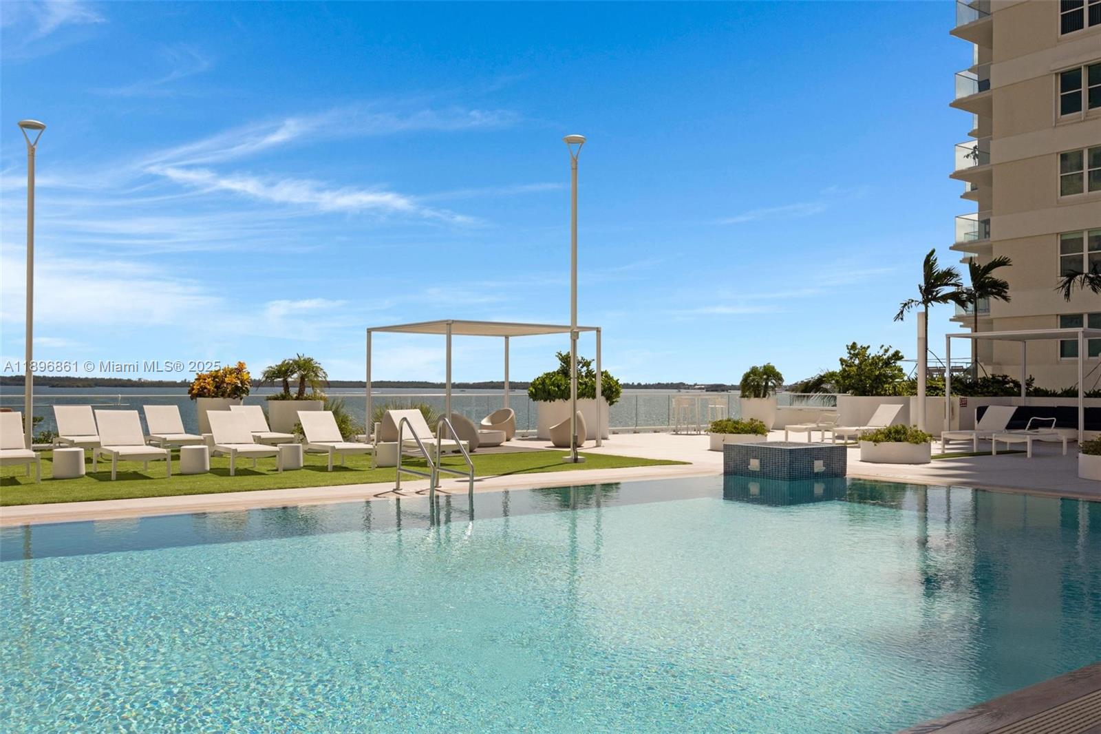 770 Claughton Island Dr #1712, Miami FL 33131