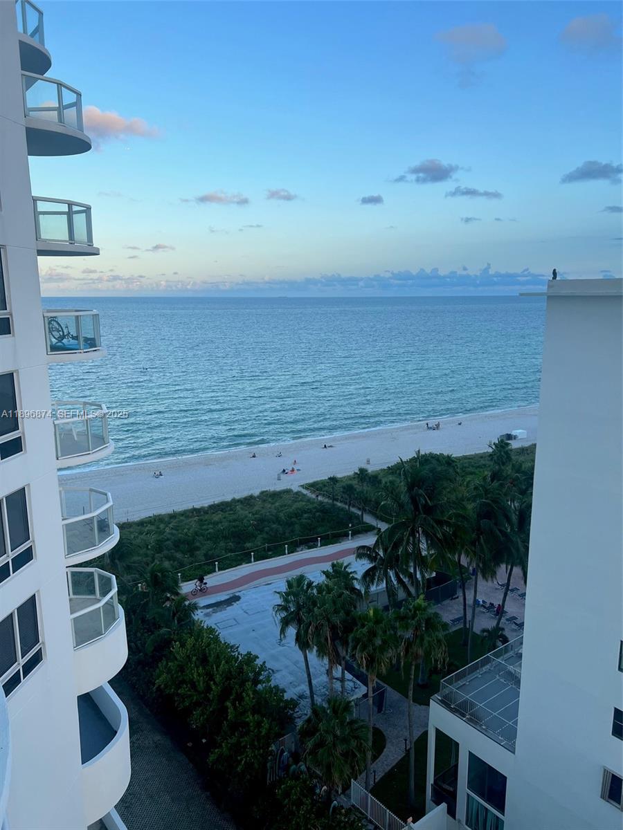 6365 Collins Ave #1105, Miami Beach FL 33141