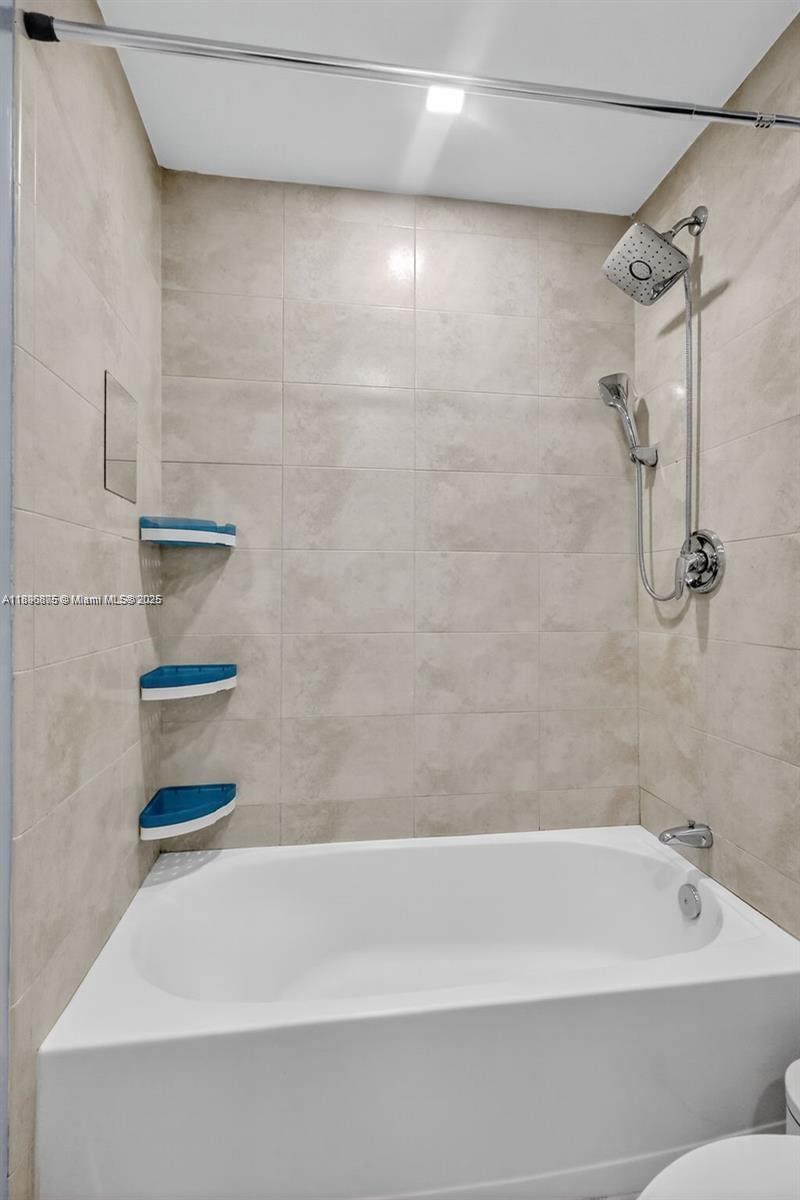 1900 N Bayshore Dr #3605, Miami FL 33132