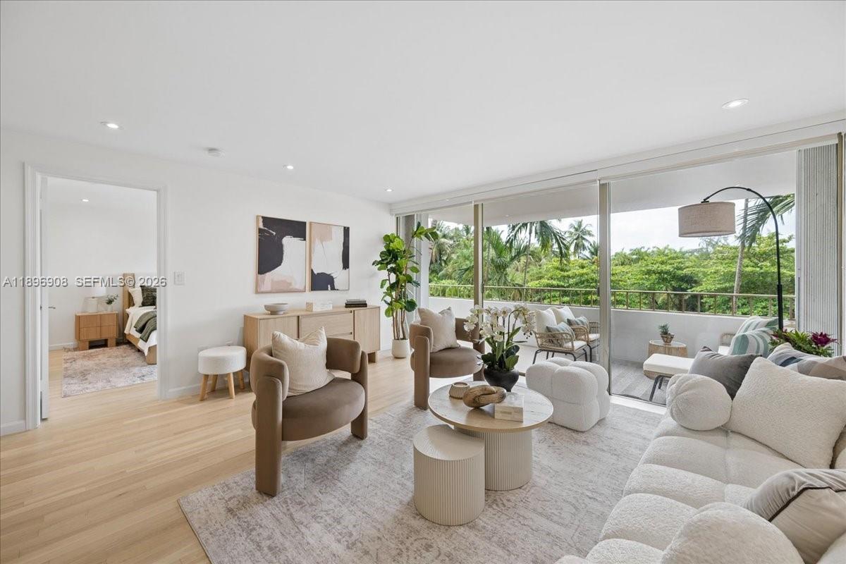 155 Ocean Lane Dr #302, Key Biscayne FL 33149