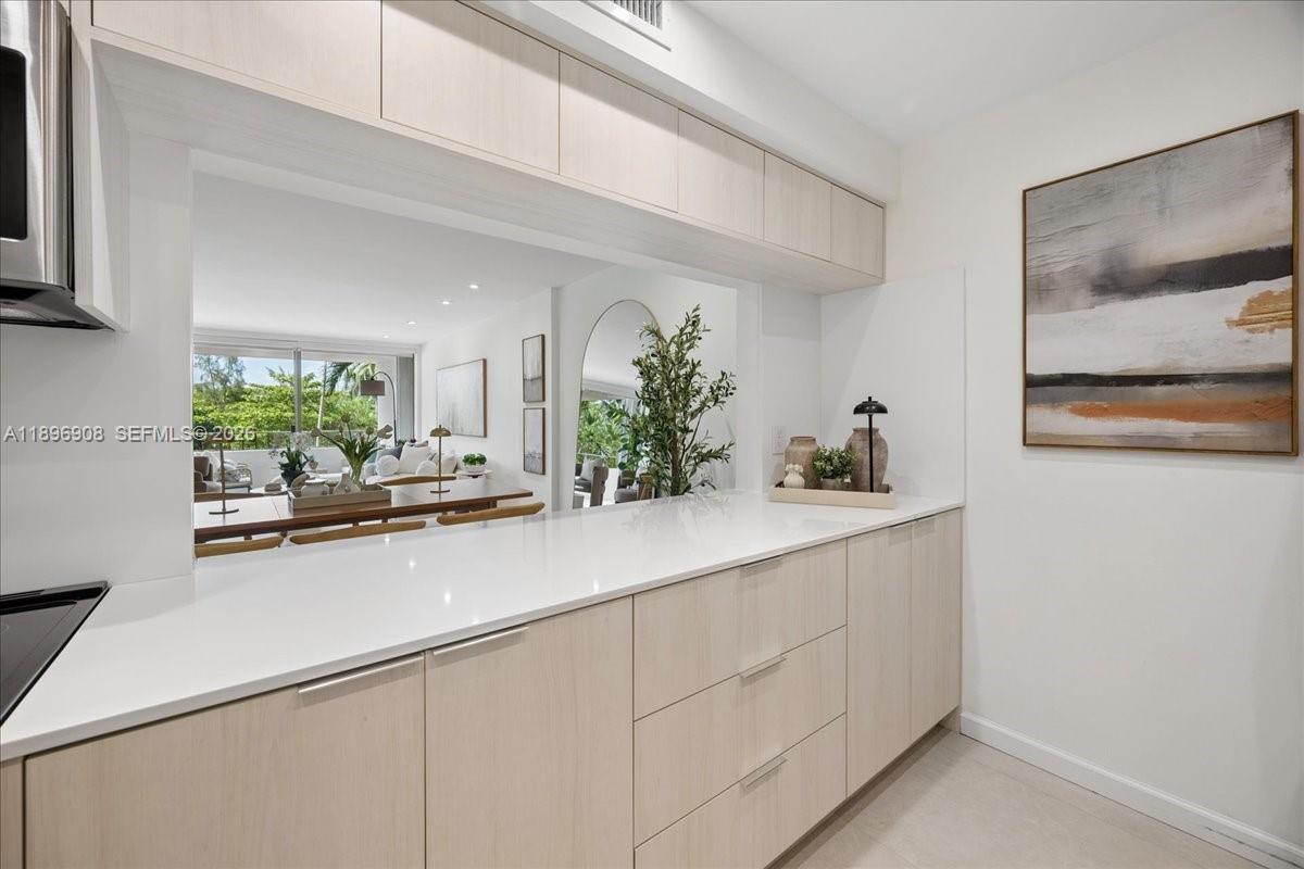 155 Ocean Lane Dr #302, Key Biscayne FL 33149