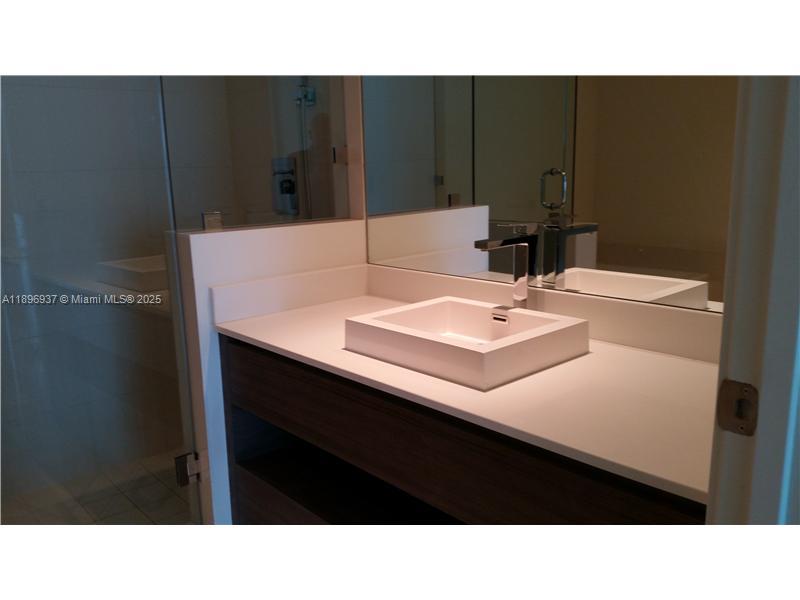 1100 S MIAMI AV #1011, Miami FL 33130